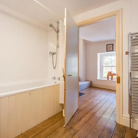 3 Bed In Broughton-in-furness Sz458